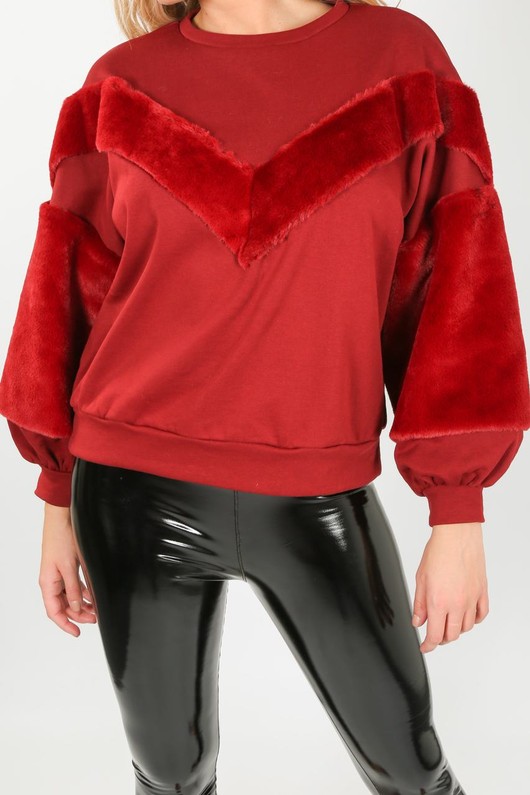 b/620/2206-_Faux_fur_sweatshirt_in_wine-5-min__60535.jpg