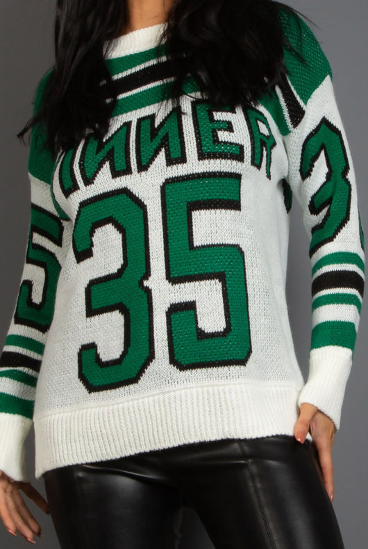 Round Neck Graphic Jumper In Green