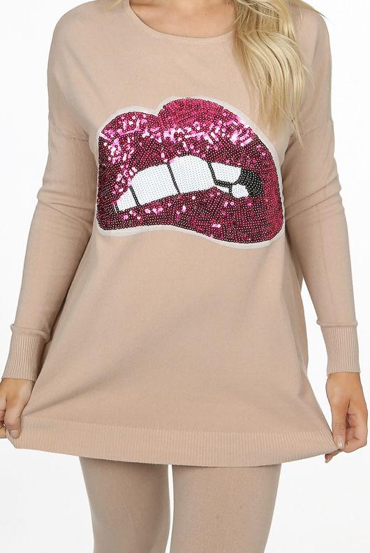 Beige Sequin Lips Trim Loungewear