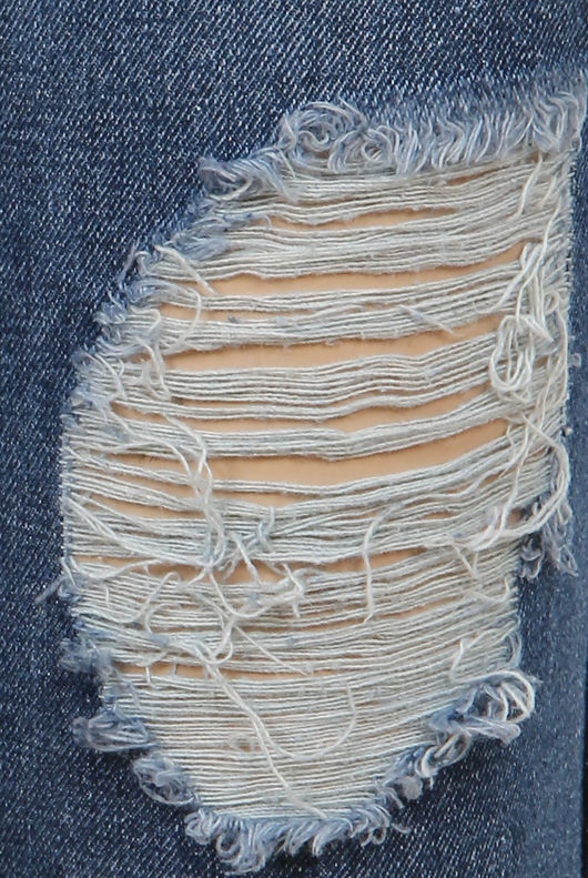 Blue Ripped Detail Front Zip Up Boyfriend Jean