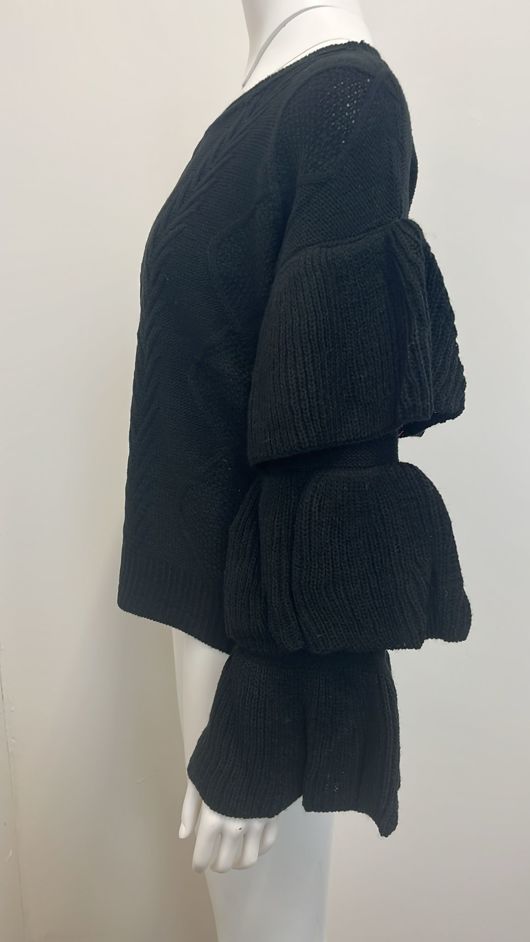 Black Knitted Jumper With Frill Sleeve