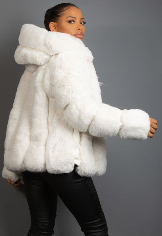 Cream Luxe Chunky Faux Fur Hooded Jacket