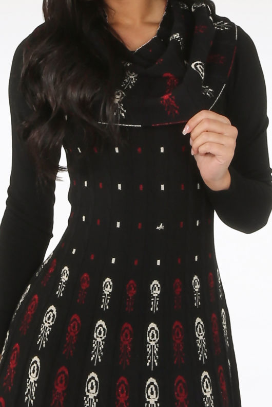 Black Fine Knit Pleated Hem Bodycon Dress