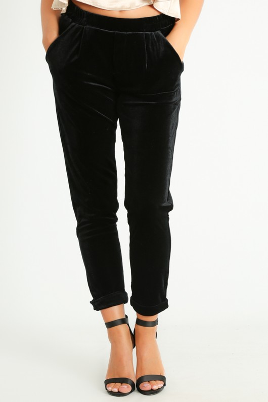 o/138/Tapered_Velvet_Cropped_Trouser_In_Black-2__45826.jpg