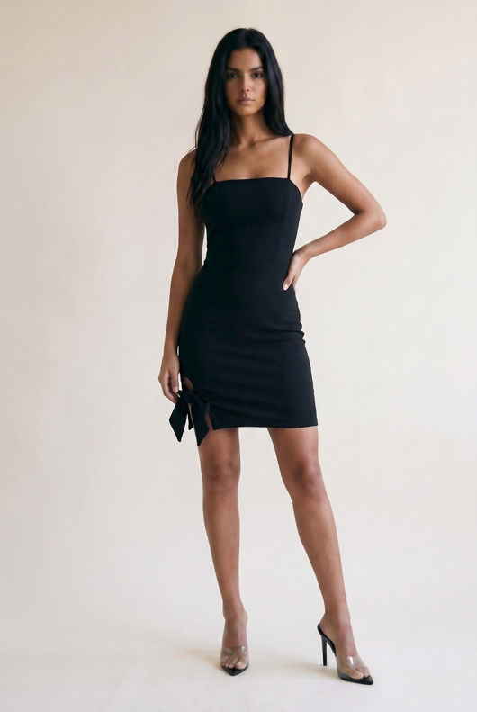 Black Side Hem Knotted Bodycon Dress