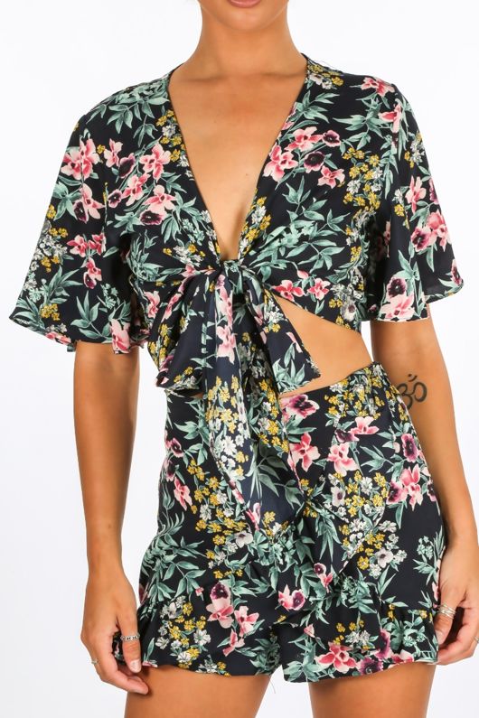 Floral Tie Front Crop Top In Navy