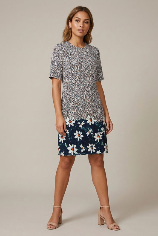 Daisy Floral Print Crepe Shift Dress in Blue 