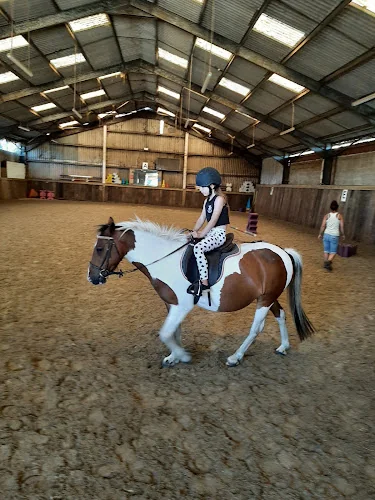 Bradbourne Riding & Training Centre