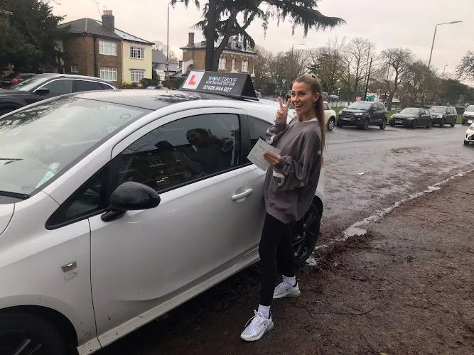 Wow Drive Belvedere and surrounding areas - Best Driving School