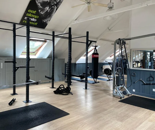 Hilden Park Golf, Range & Gym building