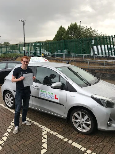 ROBERT and Me automatic driving lessons building