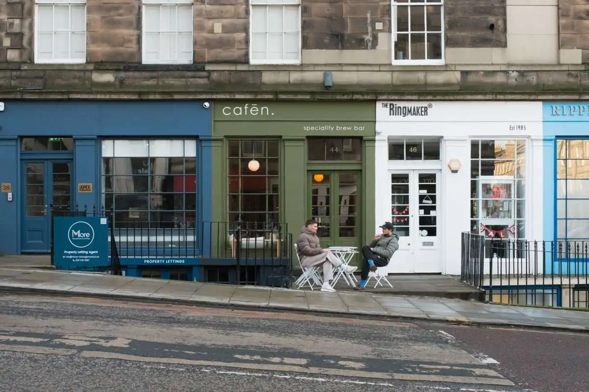 Cafēn coffee shop image