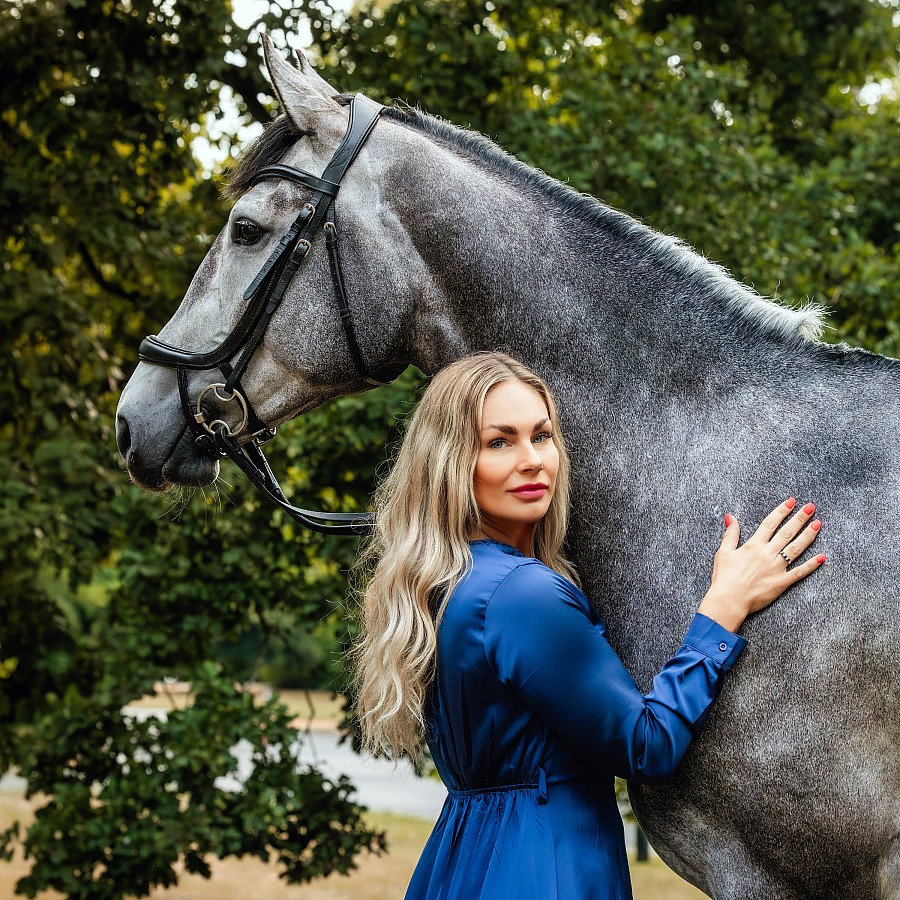 Group Equestrian Portrait Shoot