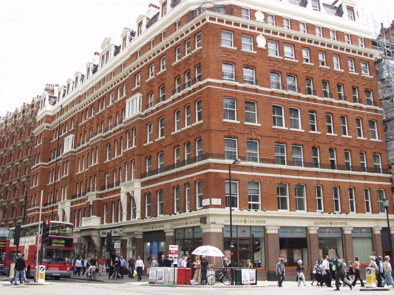 Eighty Three Victoria Street