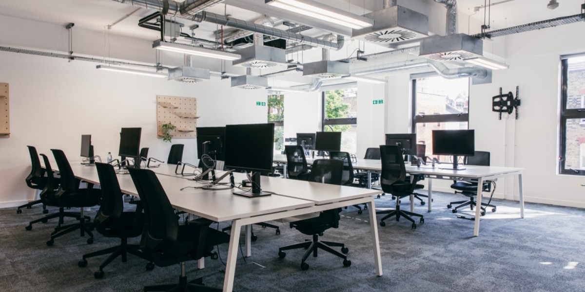 Knotel in London