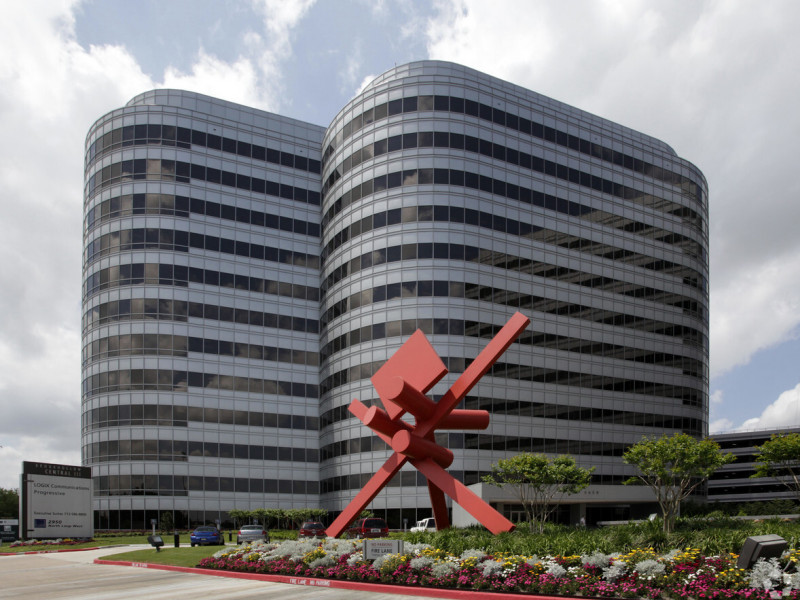Brookhollow Central III