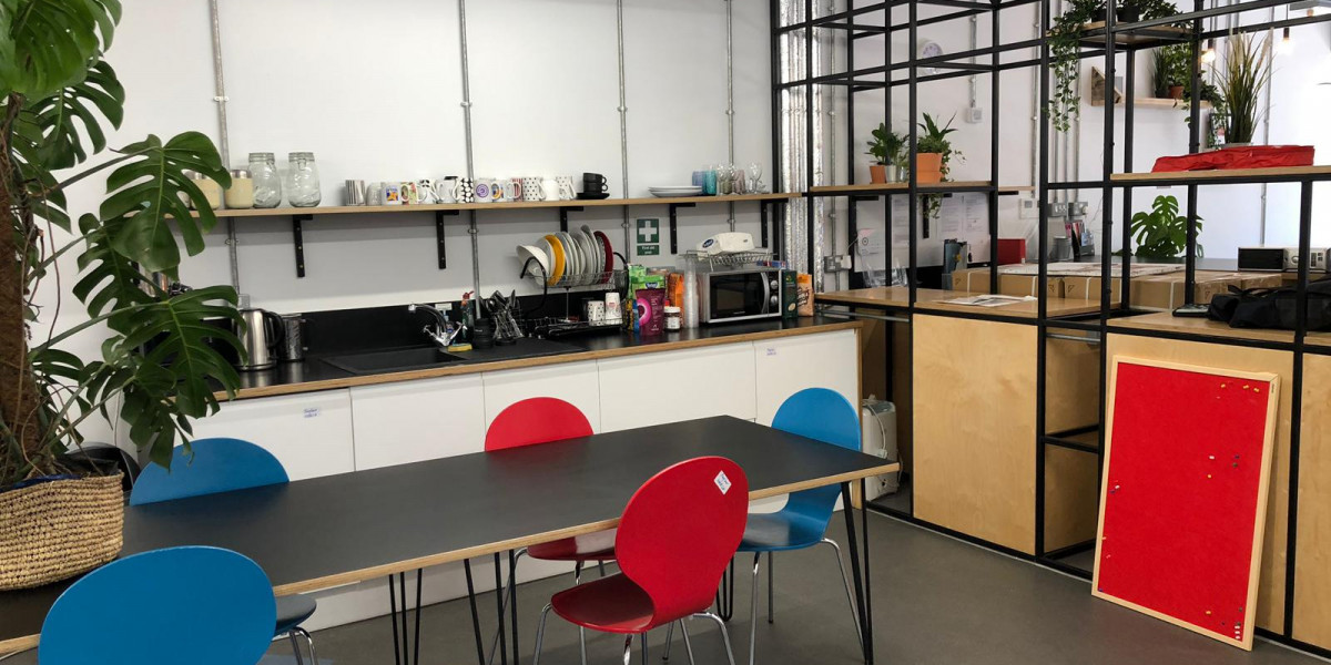 Professional office space near London