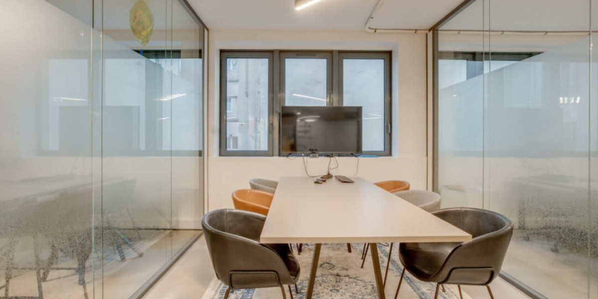 Professional office space near Rue d'Hauteville