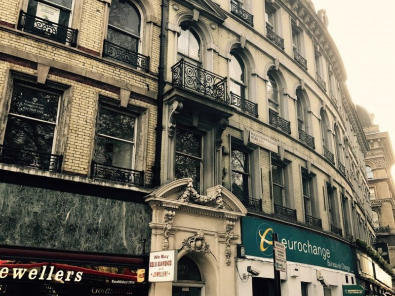 Victoria Palace