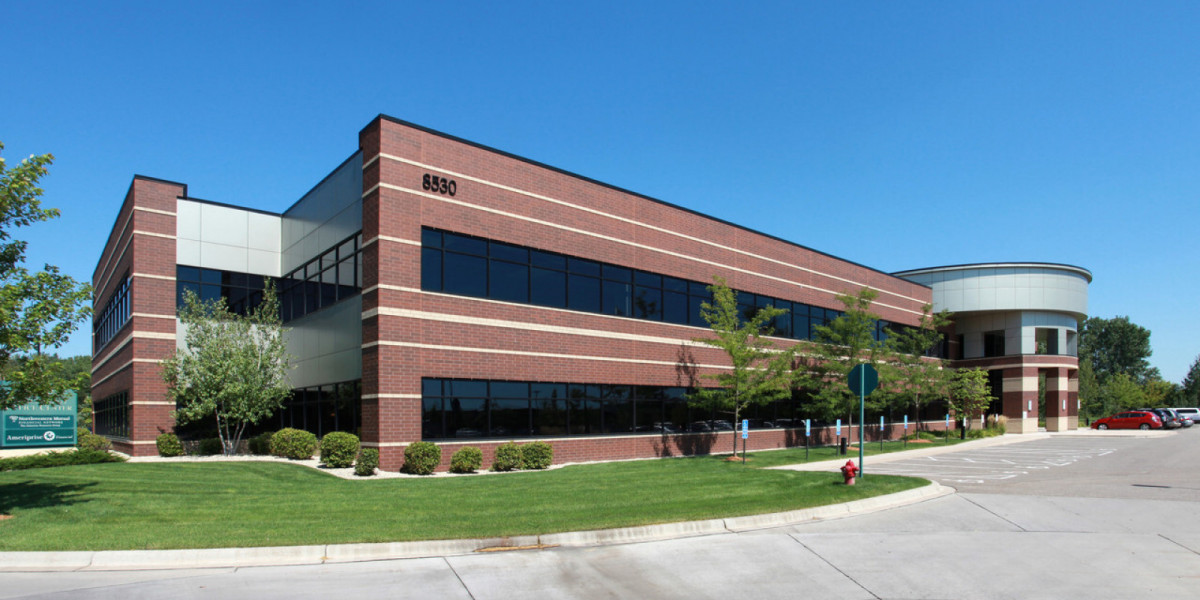 Regus - 8530 Eagle Point Blvd, Suite 100, Lake Elmo, Minnesota, 55042