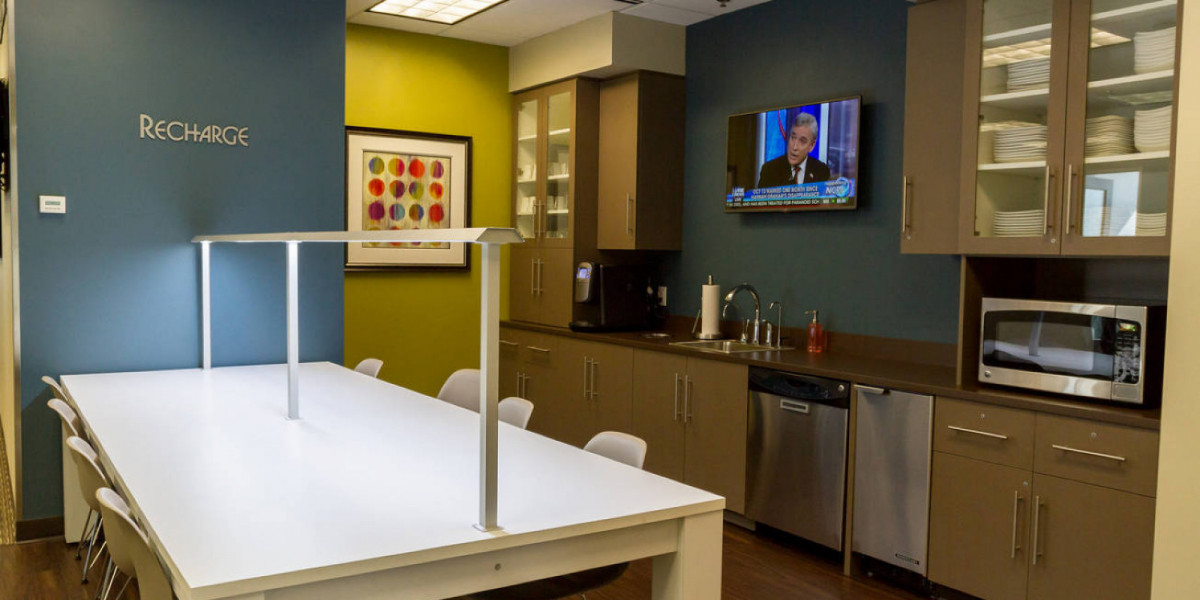 All inclusive office solutions at affordable prices near 3rd St N & Guardian Angels P&R