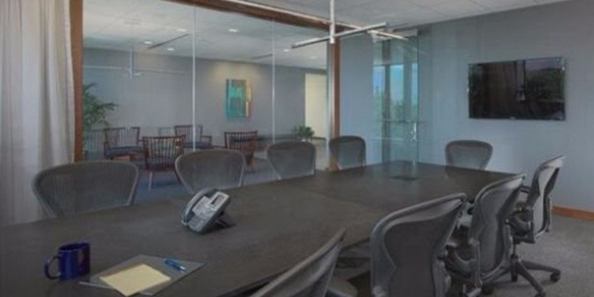 All inclusive office solutions at affordable prices near South Lot (Eastbound)