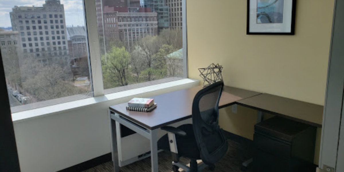 All inclusive office solutions at affordable prices near 9-10th and Locust