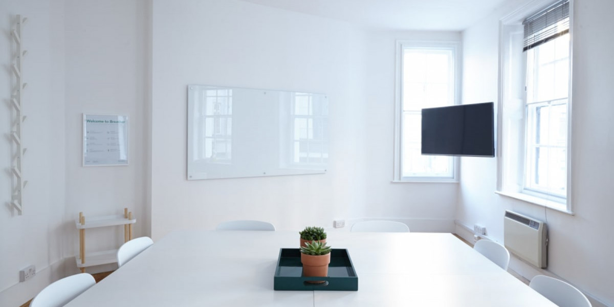 Elegant office space near Manhattan