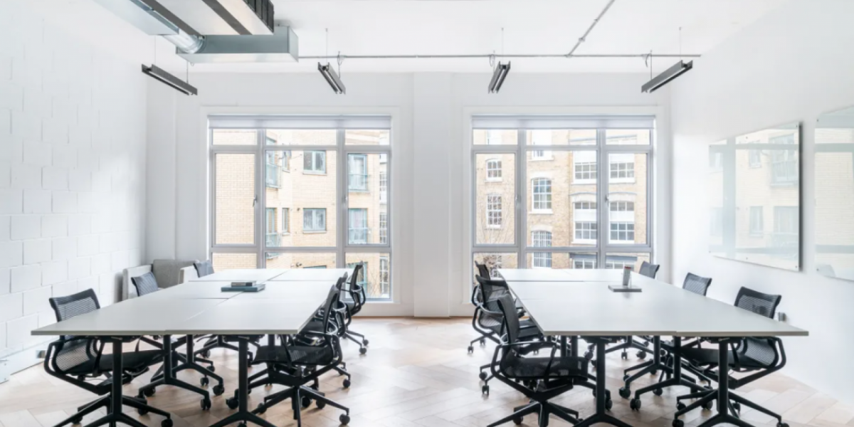 Modern office space near Hoxton