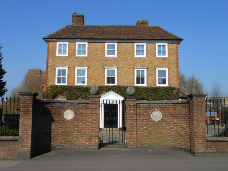 Kestrel & Knightrider House