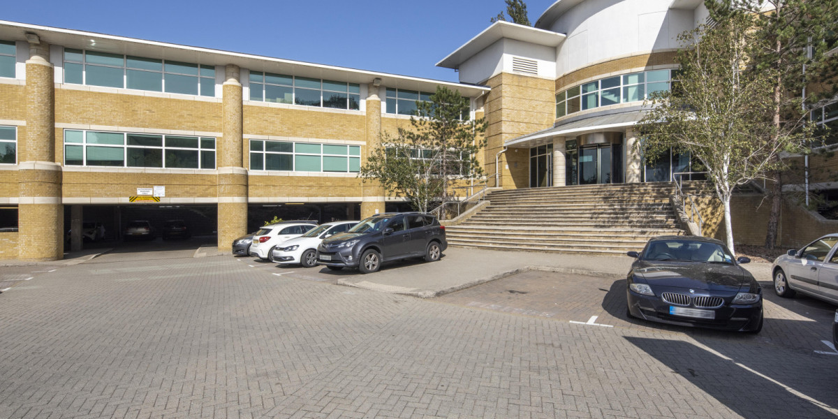 Regus - Wellington Way Brooklands Business Park, Weybridge KT13 0TT, UK