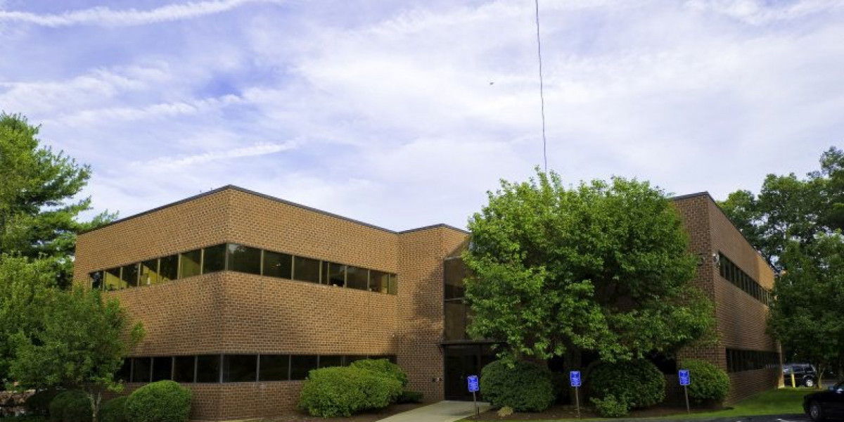 Regus (IWG) - 945 Concord St, Framingham, Massachusetts, 01701, USA