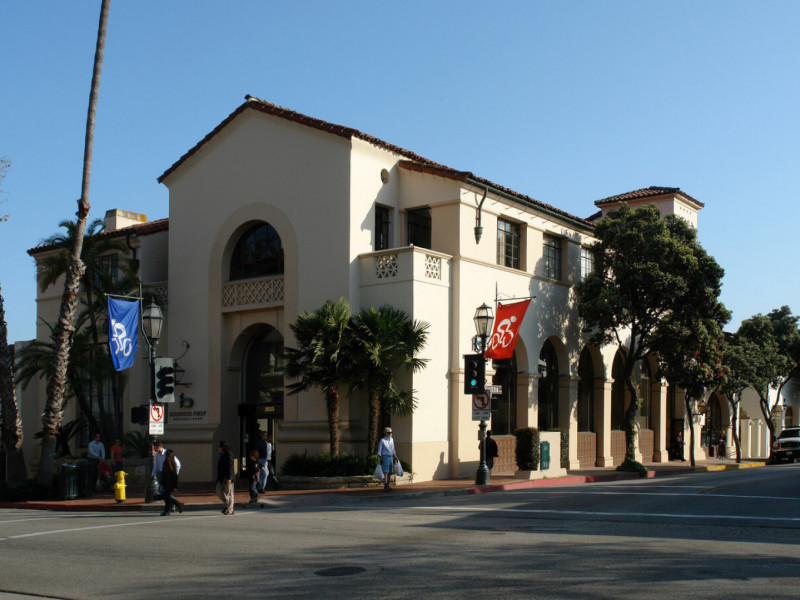 West Figueroa Street