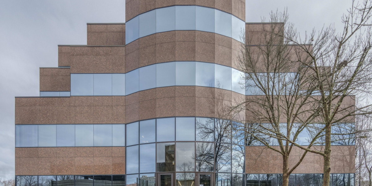 Regus (IWG) - 301 Edgewater Pl, Wakefield, Massachusetts, 01880, USA