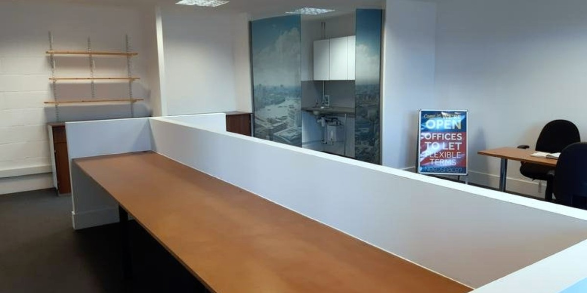 All inclusive office solutions at affordable prices near Horsham train station
