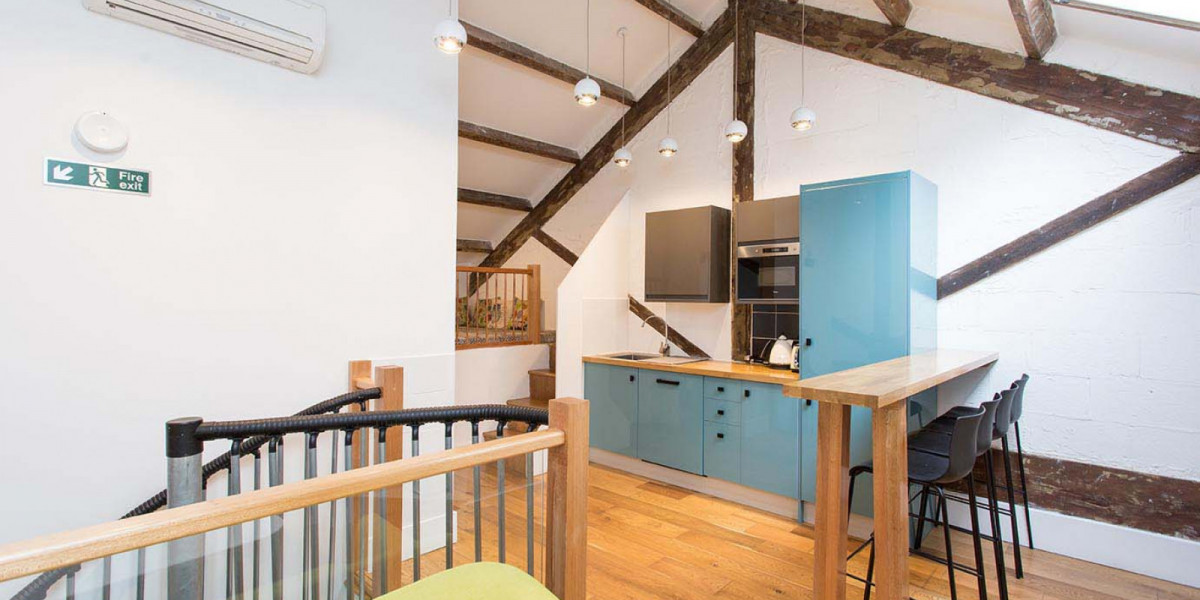 Professional office space near London