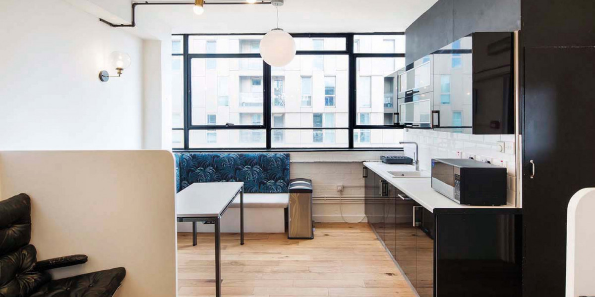 Professional office space near London