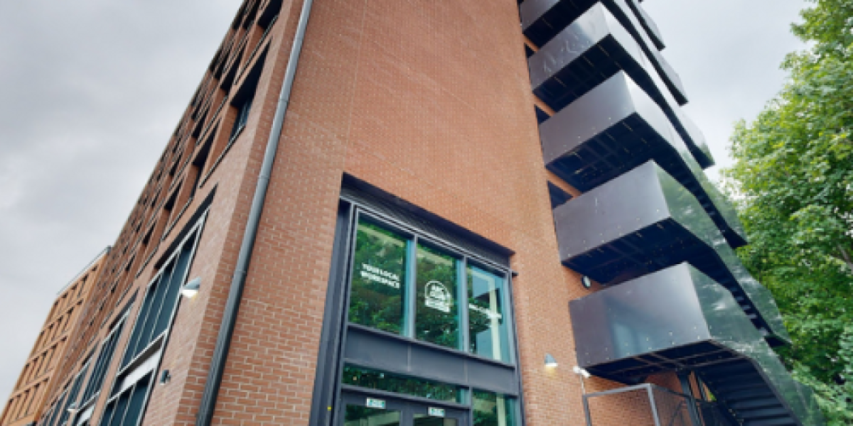 21 Trewint St, London SW18 4HA, United Kingdom