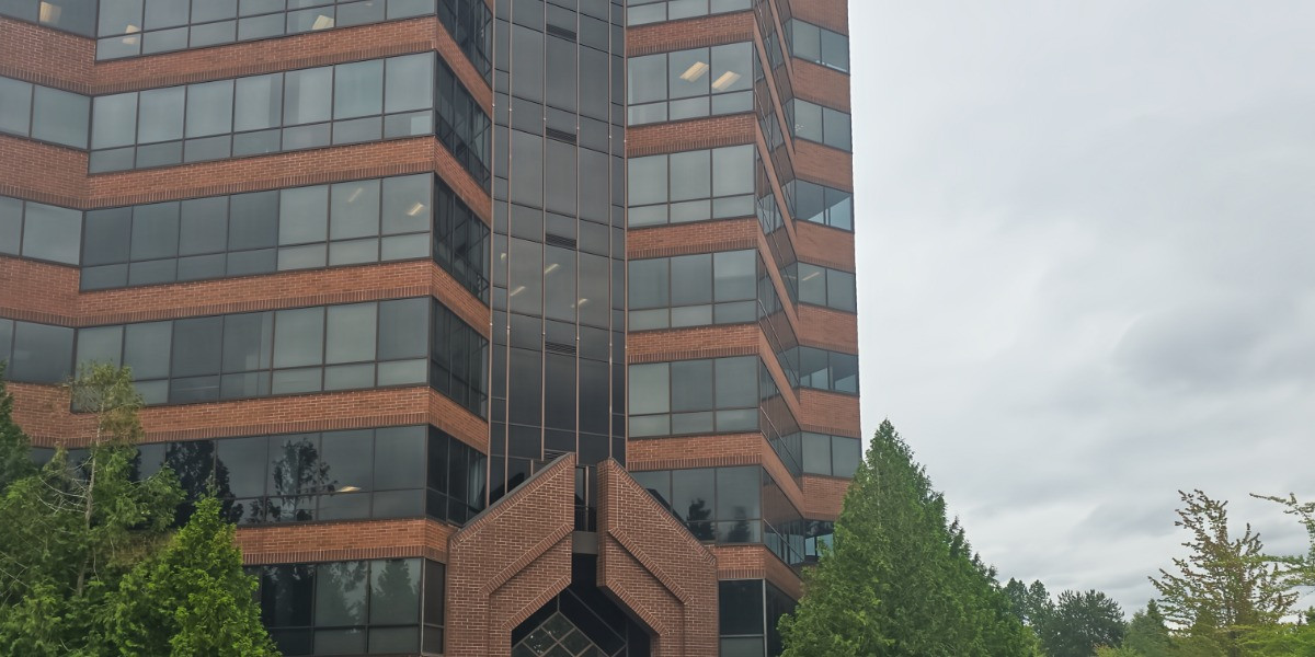 Lincoln Tower at Lincoln Center, 10260 SW Greenburg Road, Portland