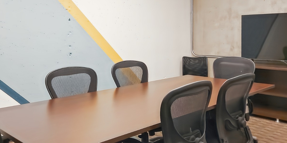 Meeting room with video screen at Regus WSECU Building