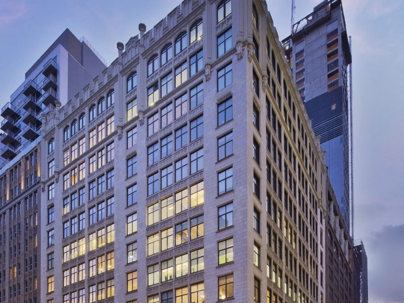 Park Ave S