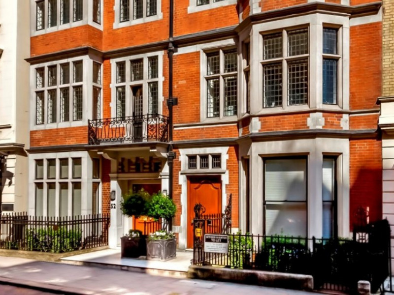 52 Brook Street