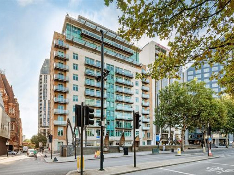 Albert Embankment