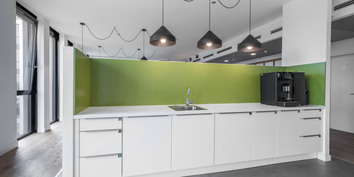 All inclusive office solutions at affordable prices near Johannstraße