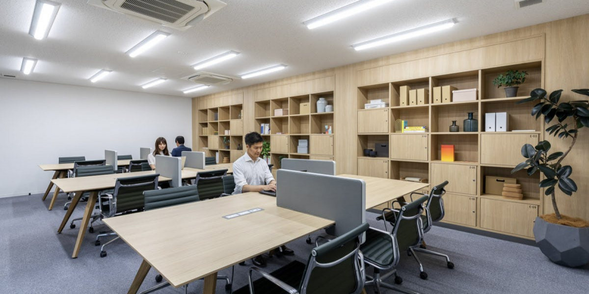 All inclusive office solutions at affordable prices near Hakata Station