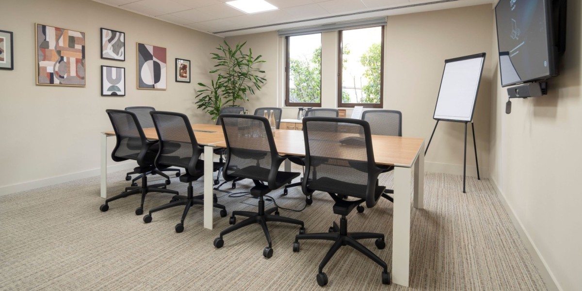 All inclusive office solutions at affordable prices near Richmond station