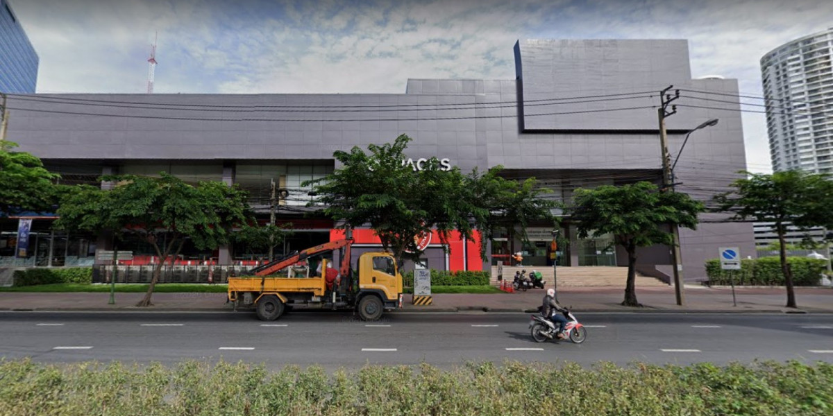 Spaces - No. 1687/1 Phahonyothin Road Chatuchak Sub-district, แขวง จตุจักร เขตจตุจักร กรุงเทพมหานคร 10900, Thailand