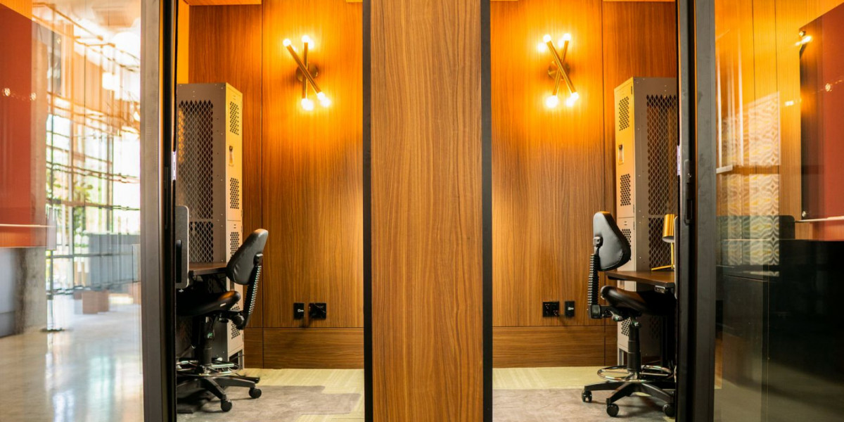 Serviced office in Palm Springs, USA