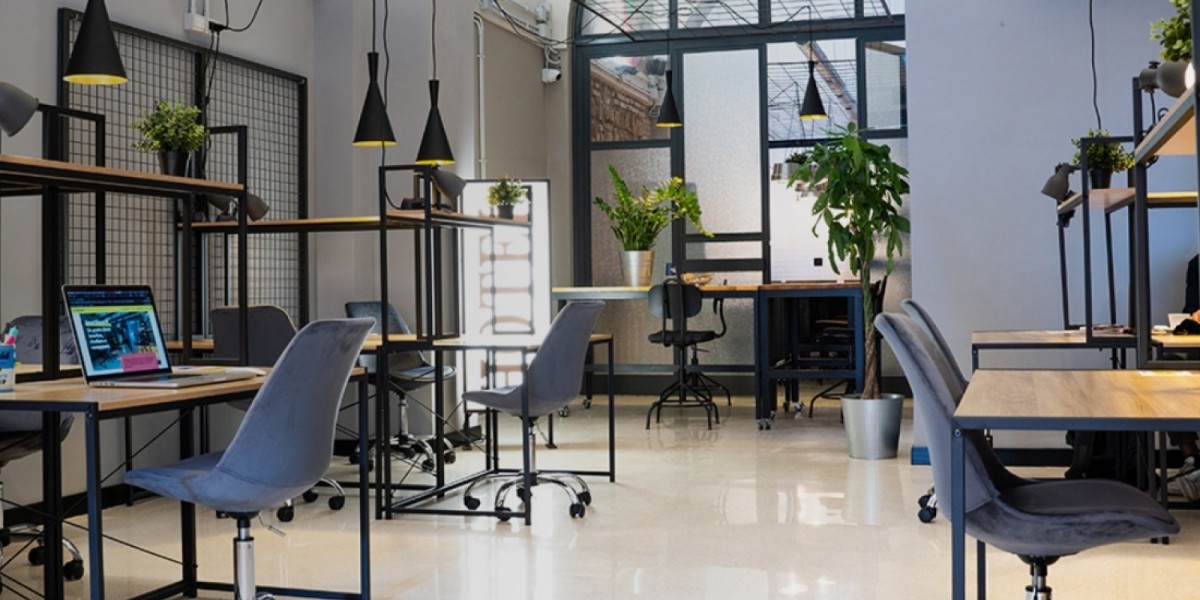 Hot Desk at Smart Square