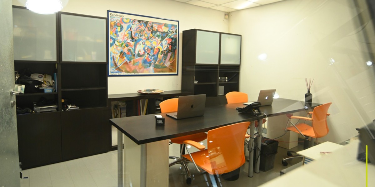 Beautiful coworking space near Cipro